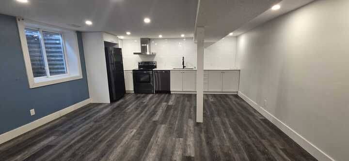 Kitchener, ON N2E 1M9,96 Geneva CRES #B