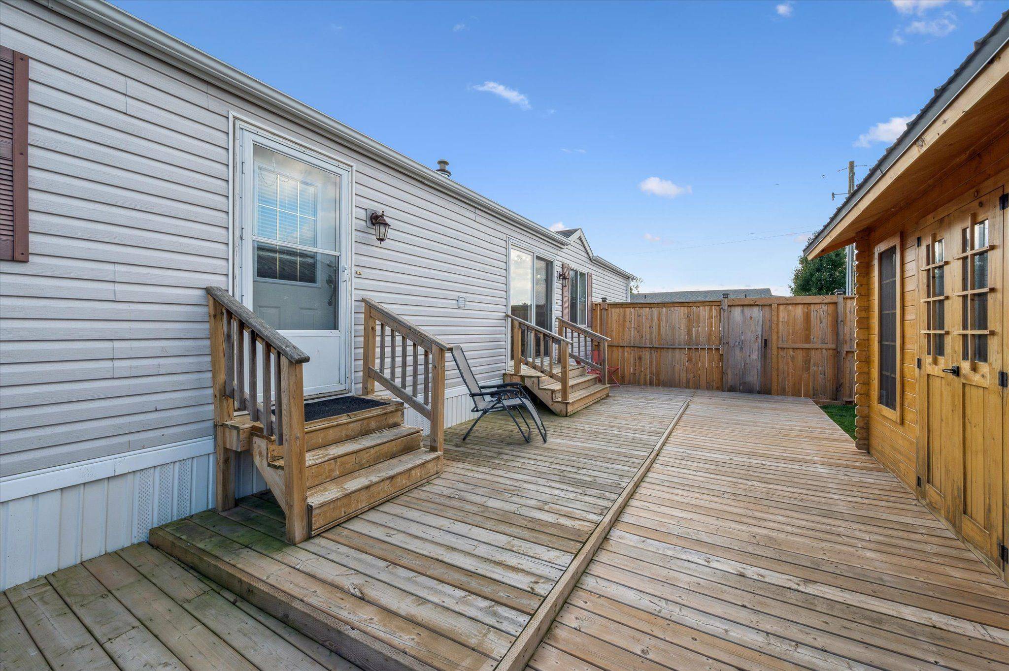 Puslinch, ON N0B 2J0,5 Walnut WAY