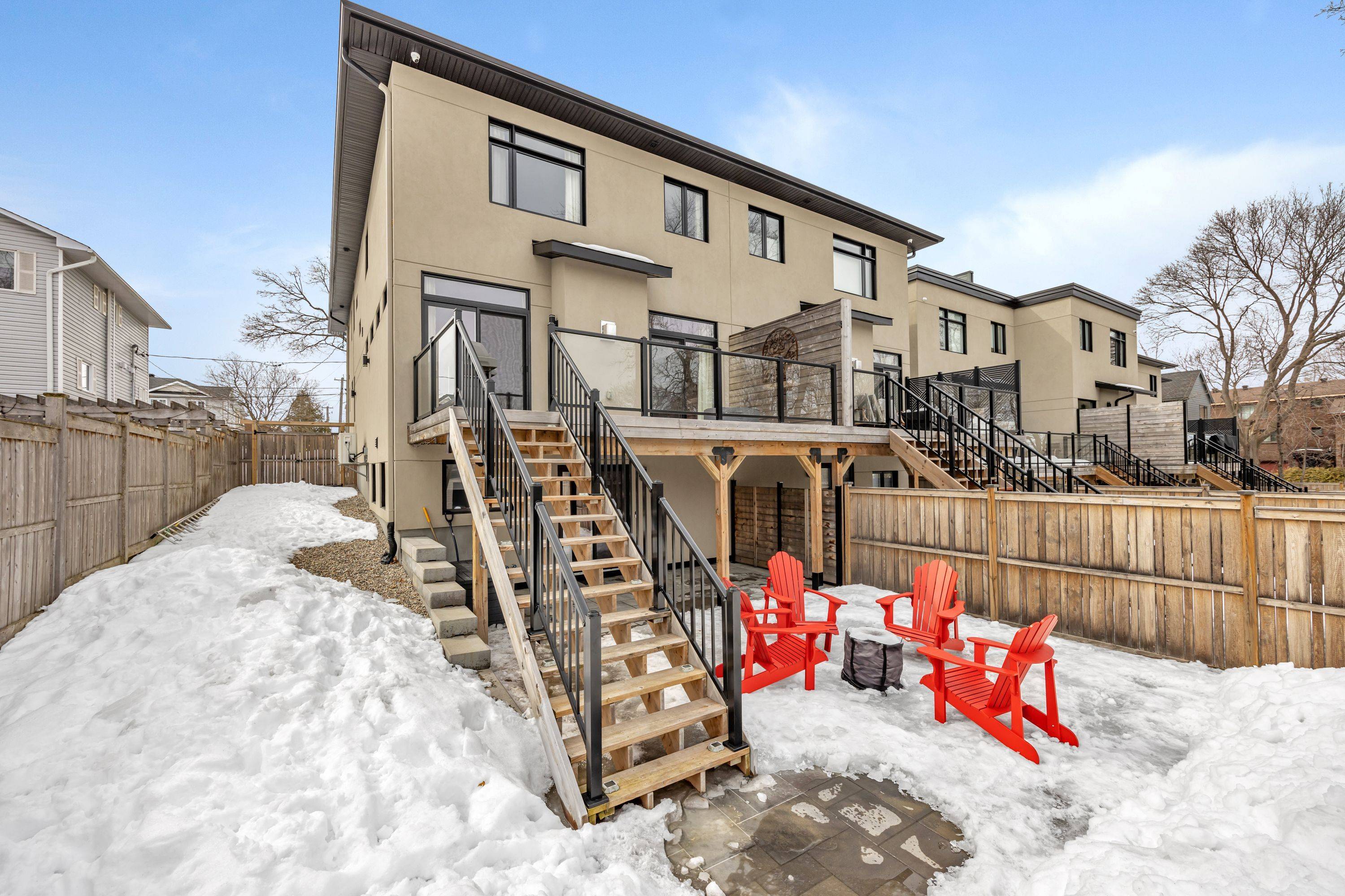 Carlingwood - Westboro And Area, ON K2A 3P6,51 Aylen AVE