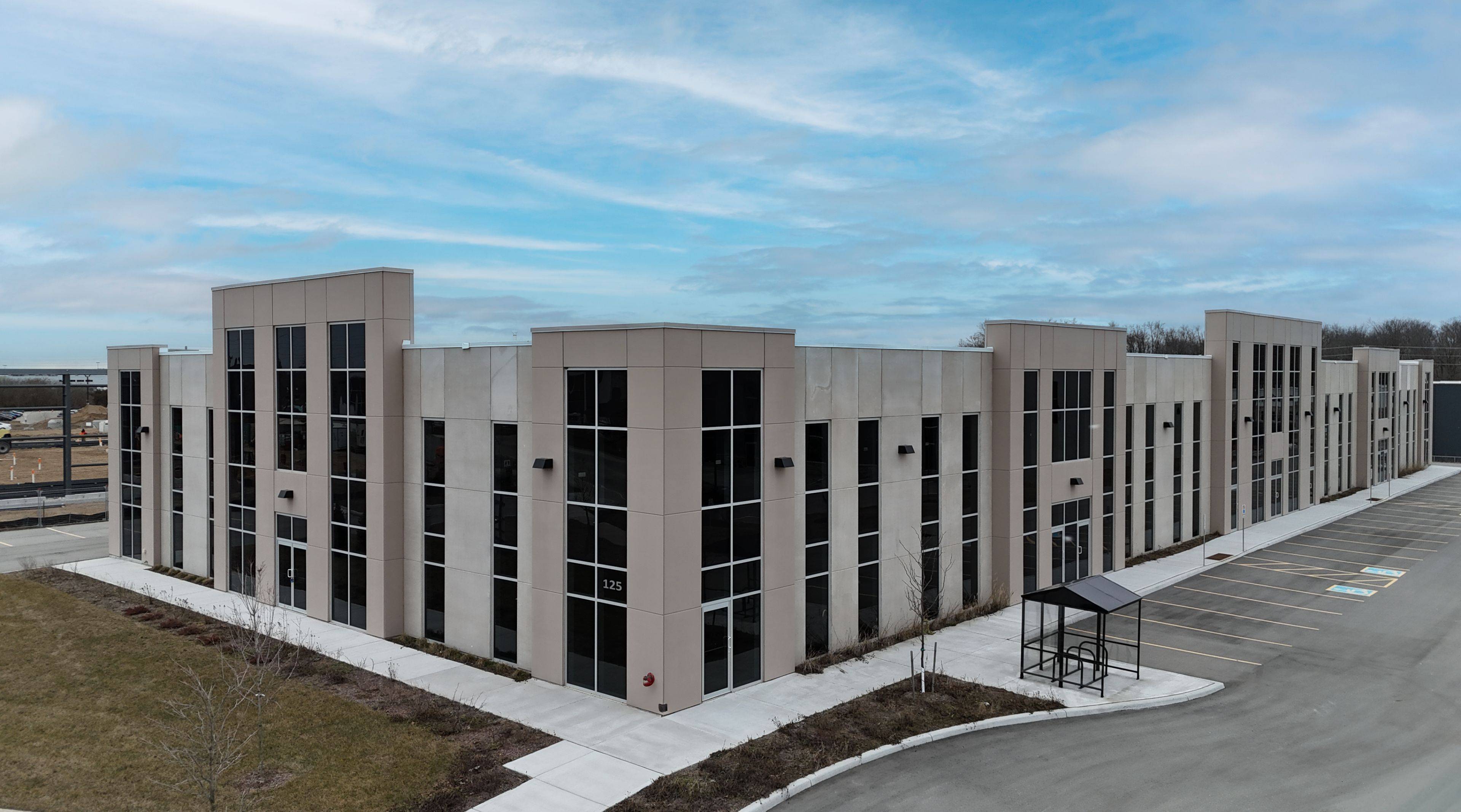 Cambridge, ON N3E 0B1,125 Goddard CRES #7-8