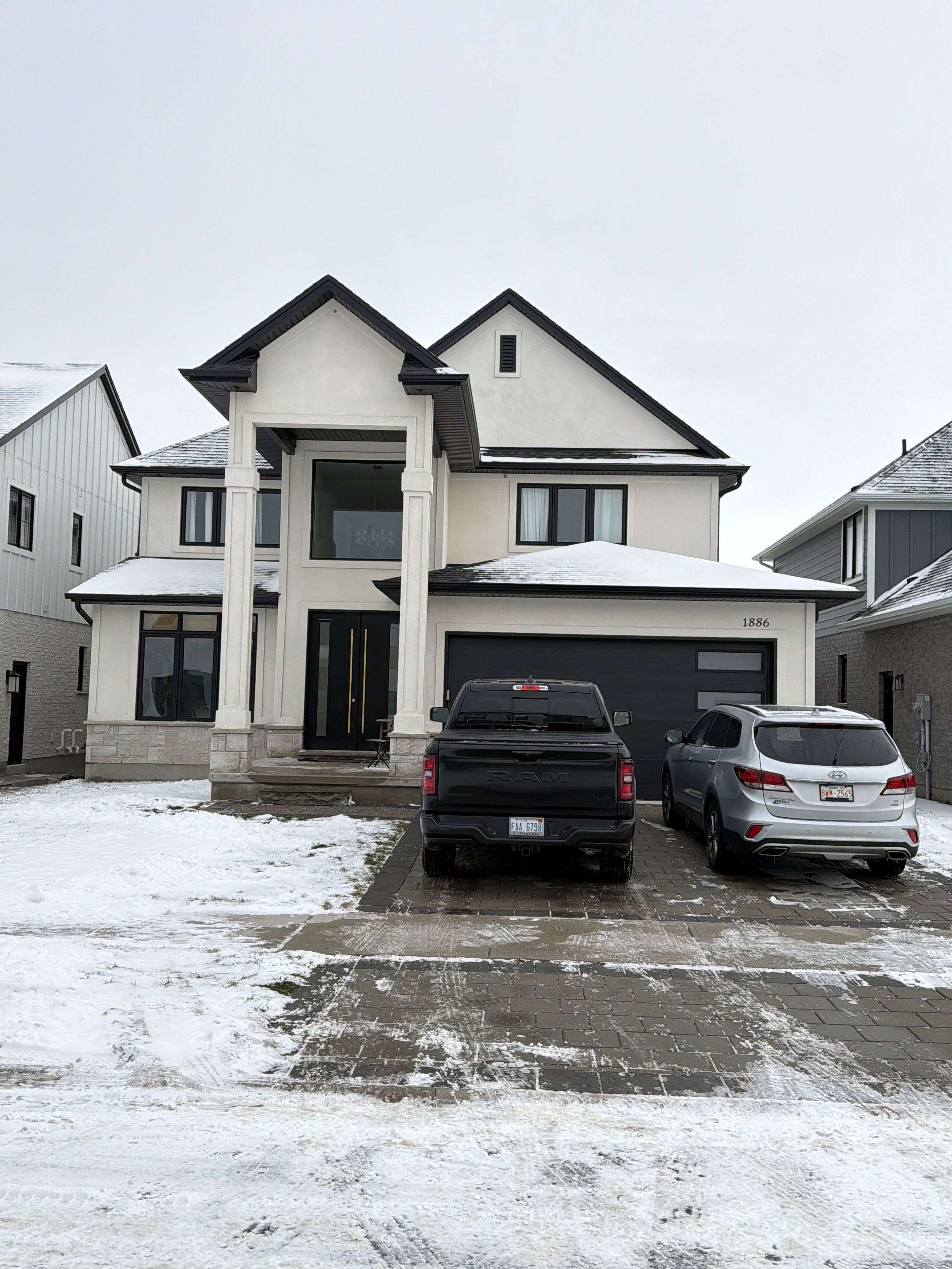 London South, ON N6K 0K7,1886 Trailsway DR
