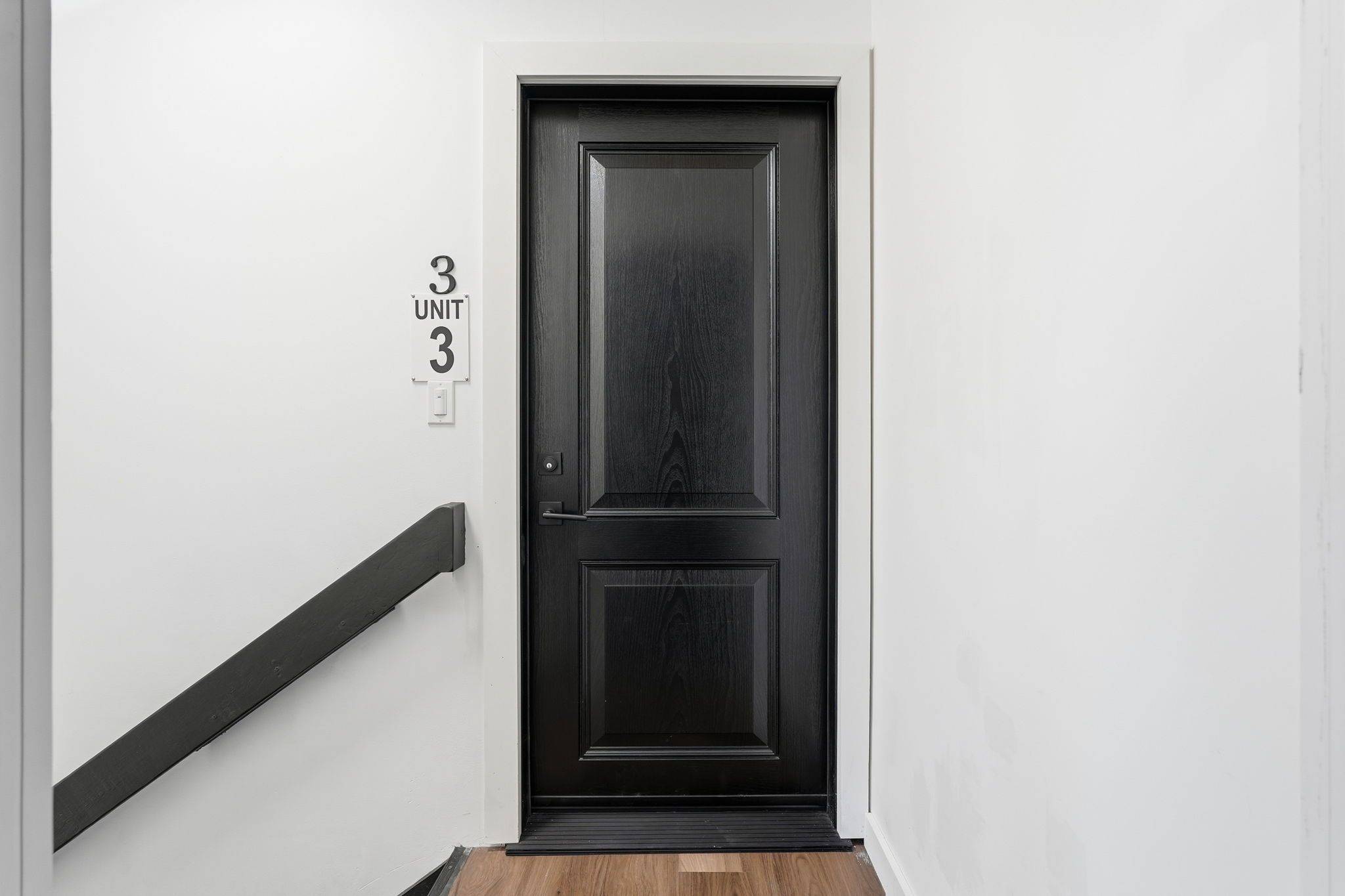 Niagara Falls, ON L2E 1V9,4876 Simcoe ST #3