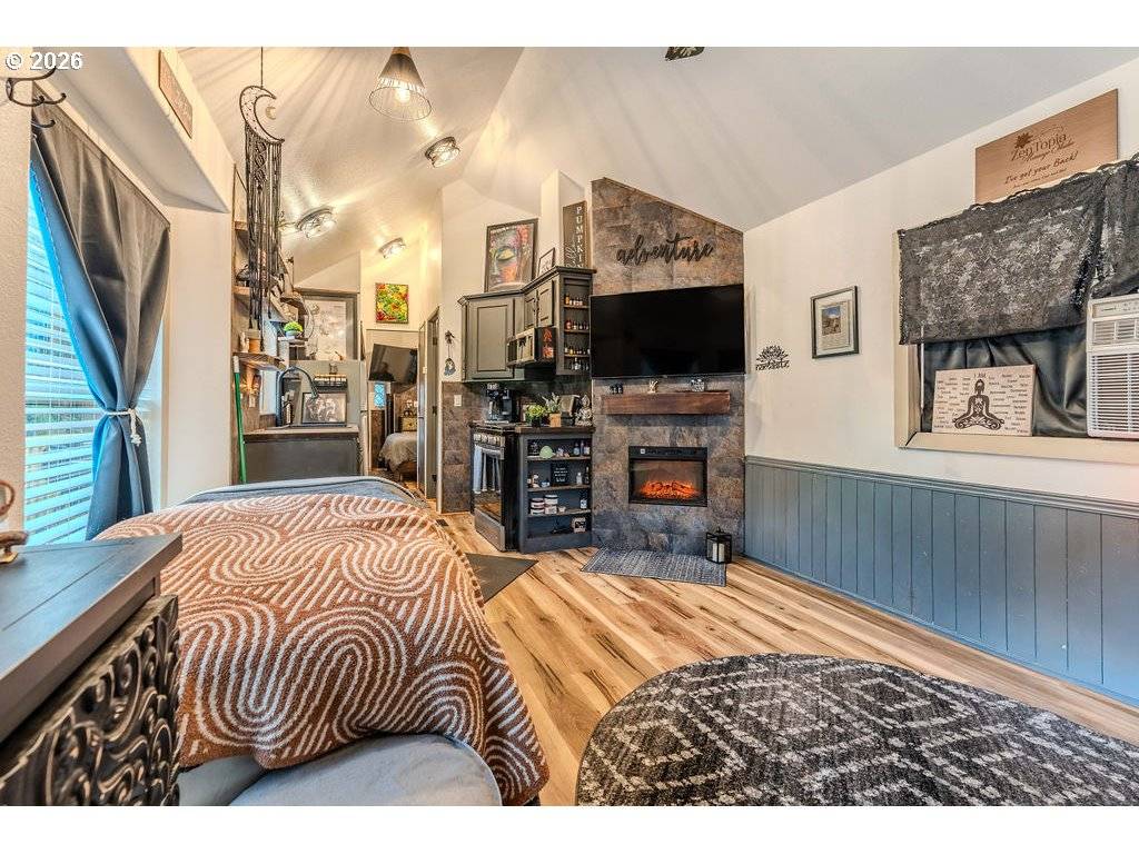 Welches, OR 97067,65000 E HIGHWAY 26 #FC 291