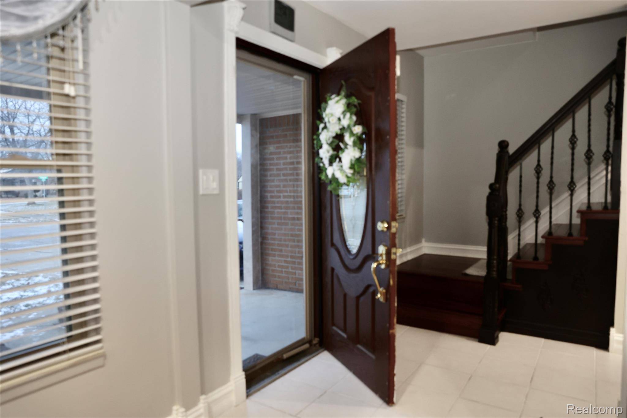 Sterling Heights, MI 48310,4274 Dickson DR