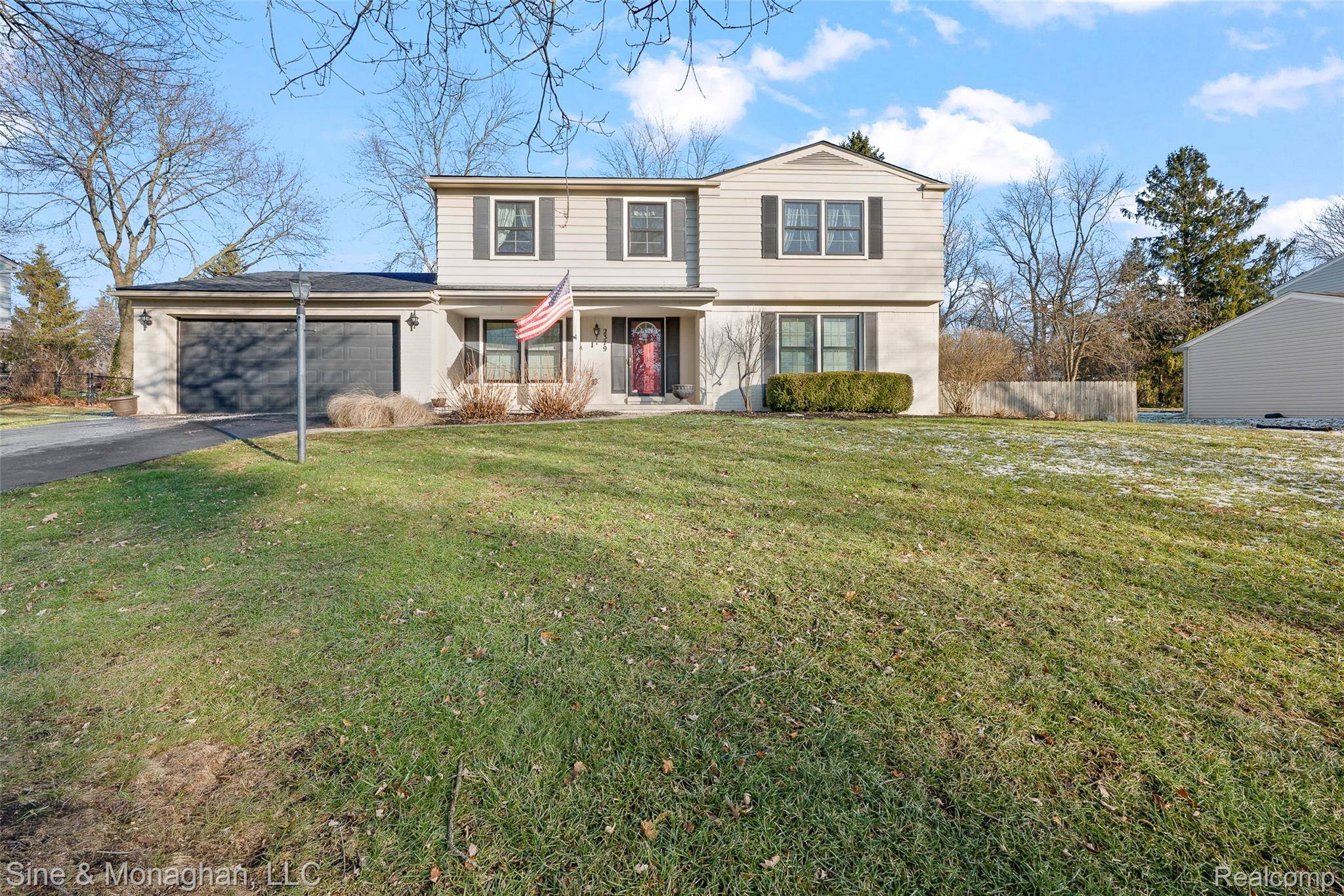 Bloomfield Hills, MI 48304,2379 Park Ridge DR
