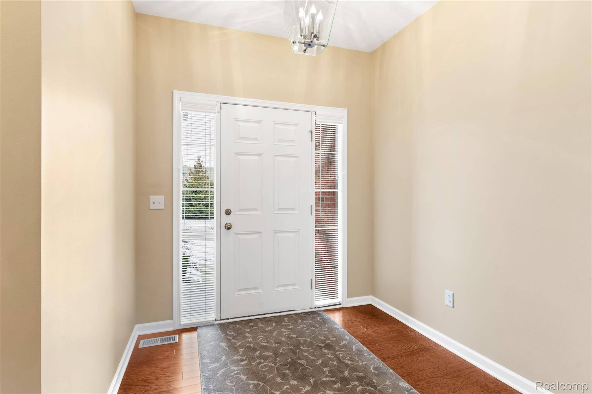 Sterling Heights, MI 48310,2068 Glenwood DR #102