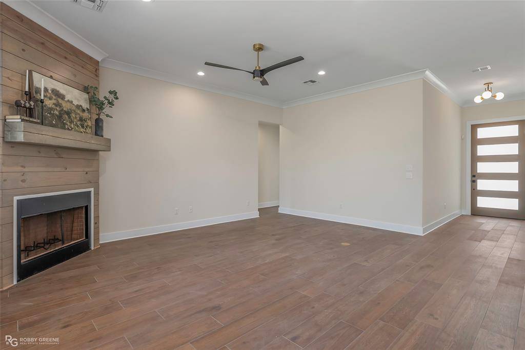 Bossier City, LA 71111,923 Chisolm Trail