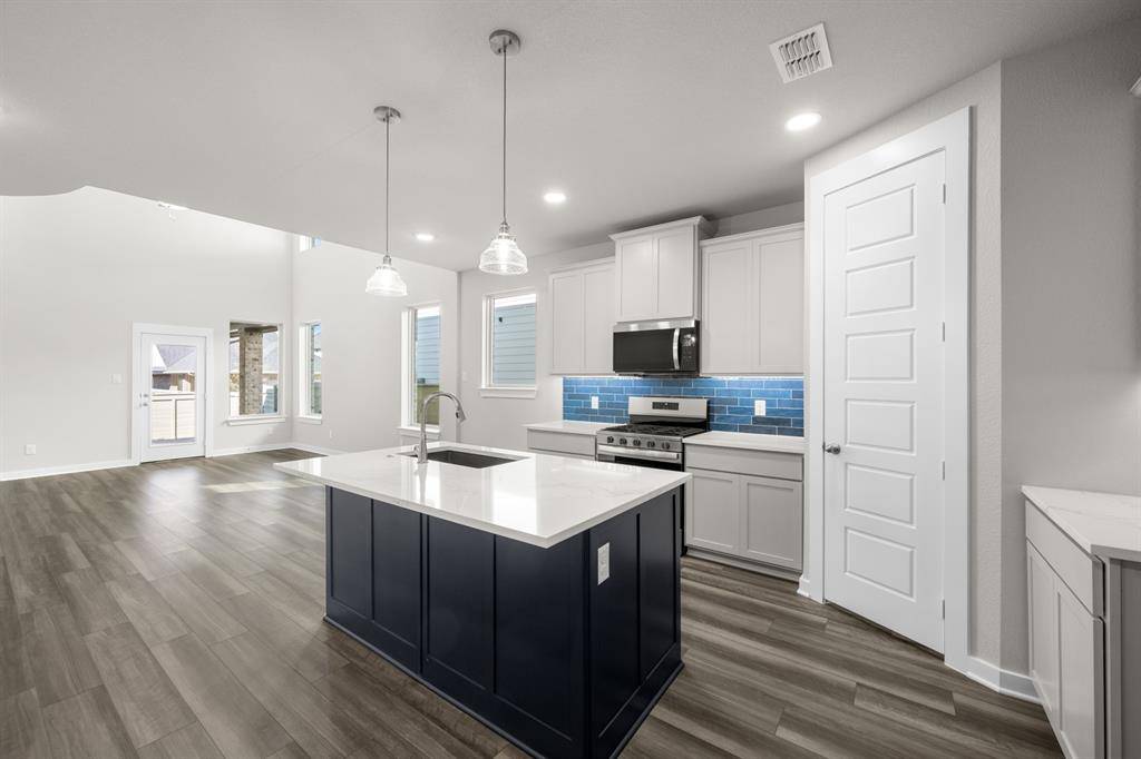 Justin, TX 76247,8921 Acorn