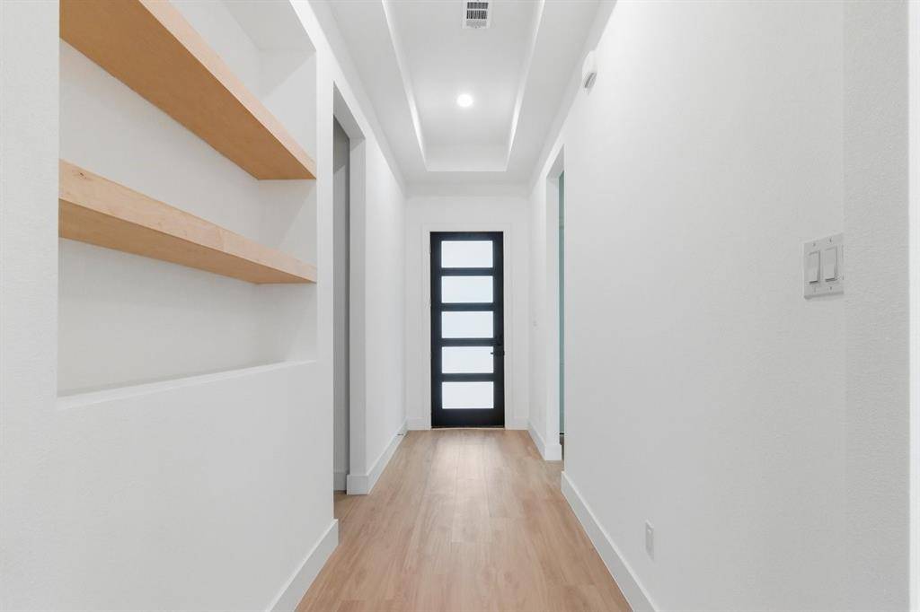 Dallas, TX 75253,2159 Echo Lake Drive