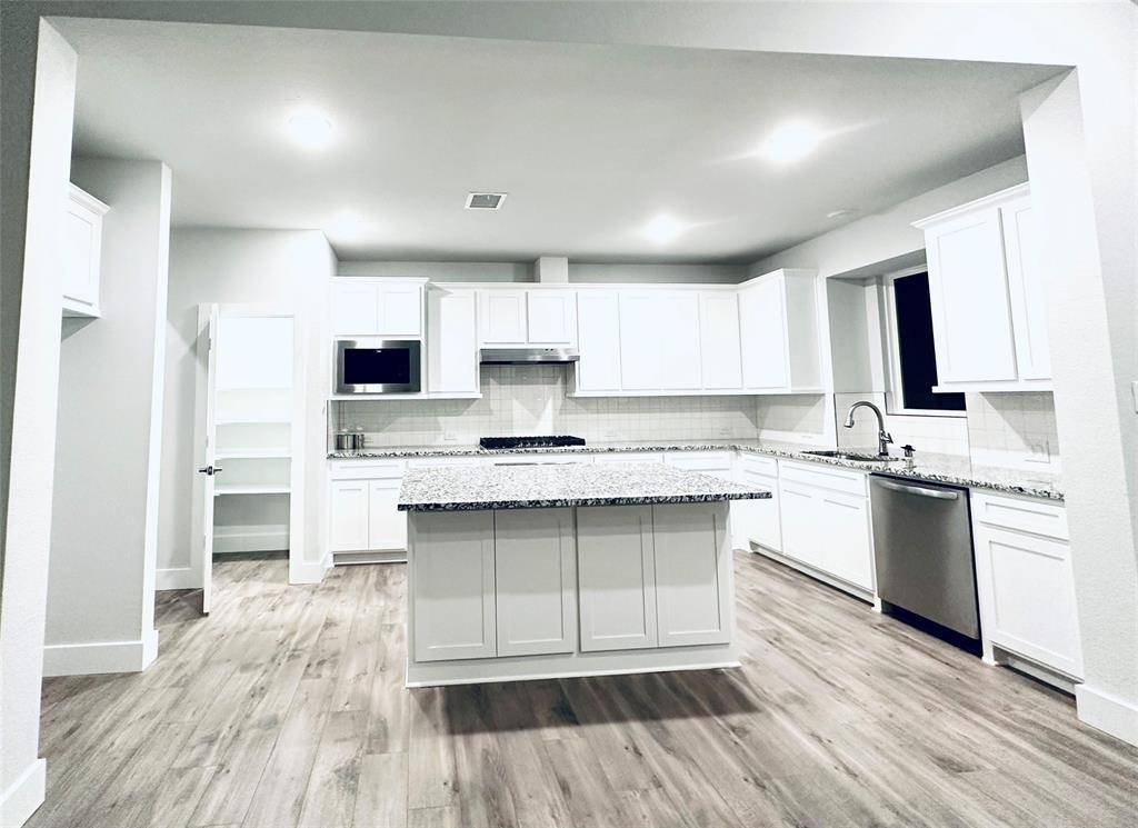 Prosper, TX 75009,6242 Lake Brook Drive