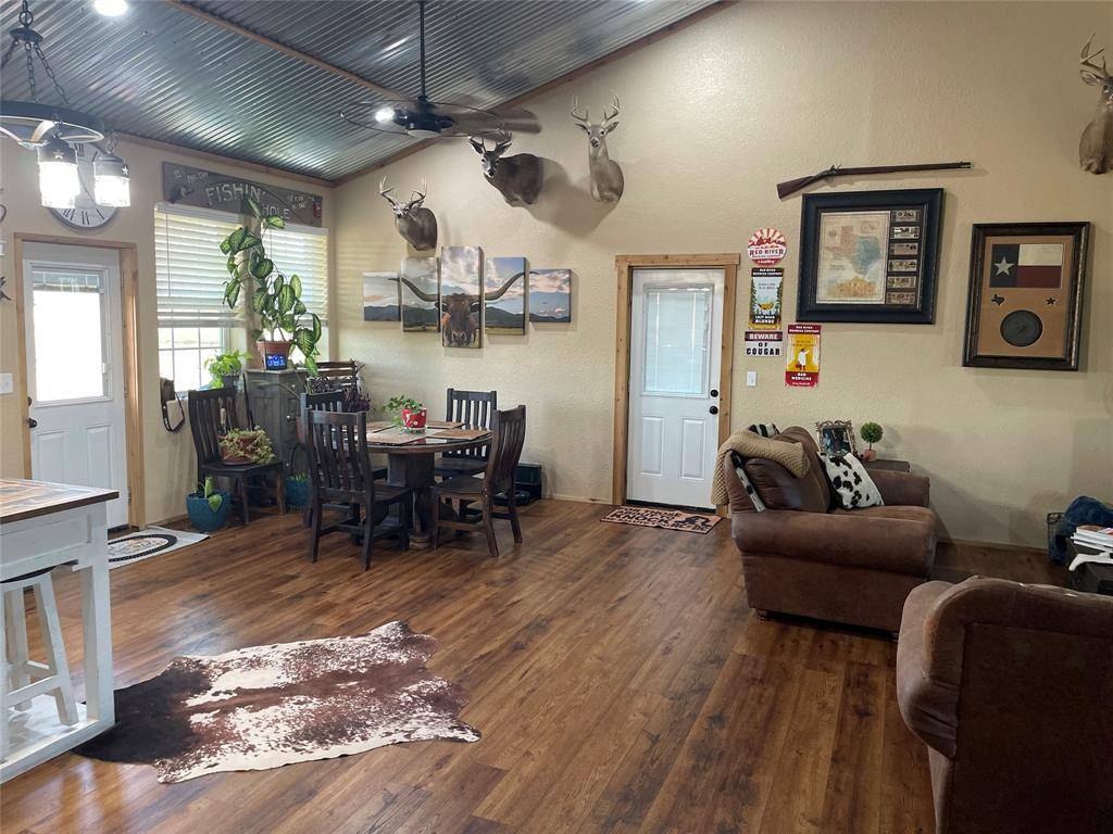 Walnut Springs, TX 76690,7830 927