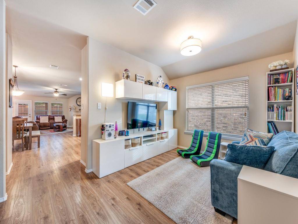 Mckinney, TX 75072,9612 Sleepy Hollow Drive