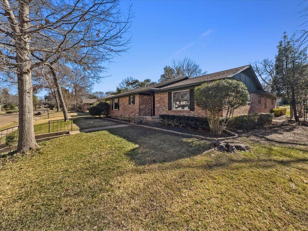 Dallas, TX 75228,2709 Ripplewood Drive