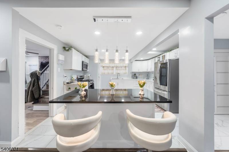 Newark City, NJ 07112,61 Keer Ave