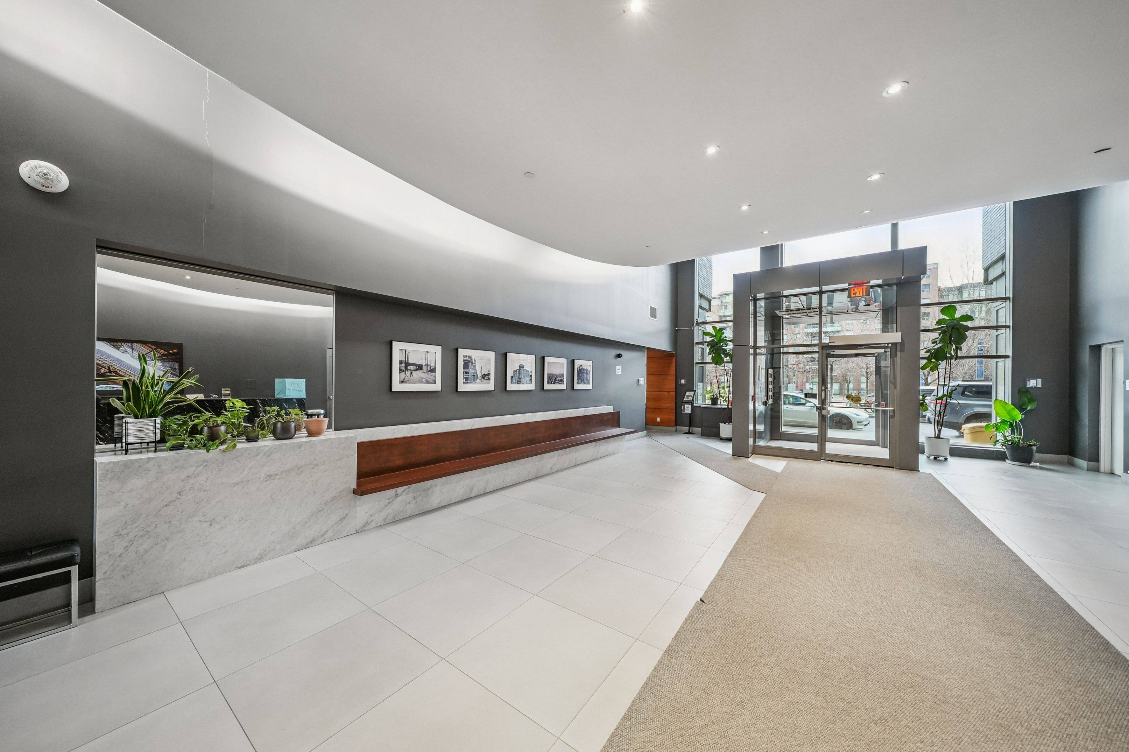 Toronto C01, ON M6J 0A2,68 Abell ST #917