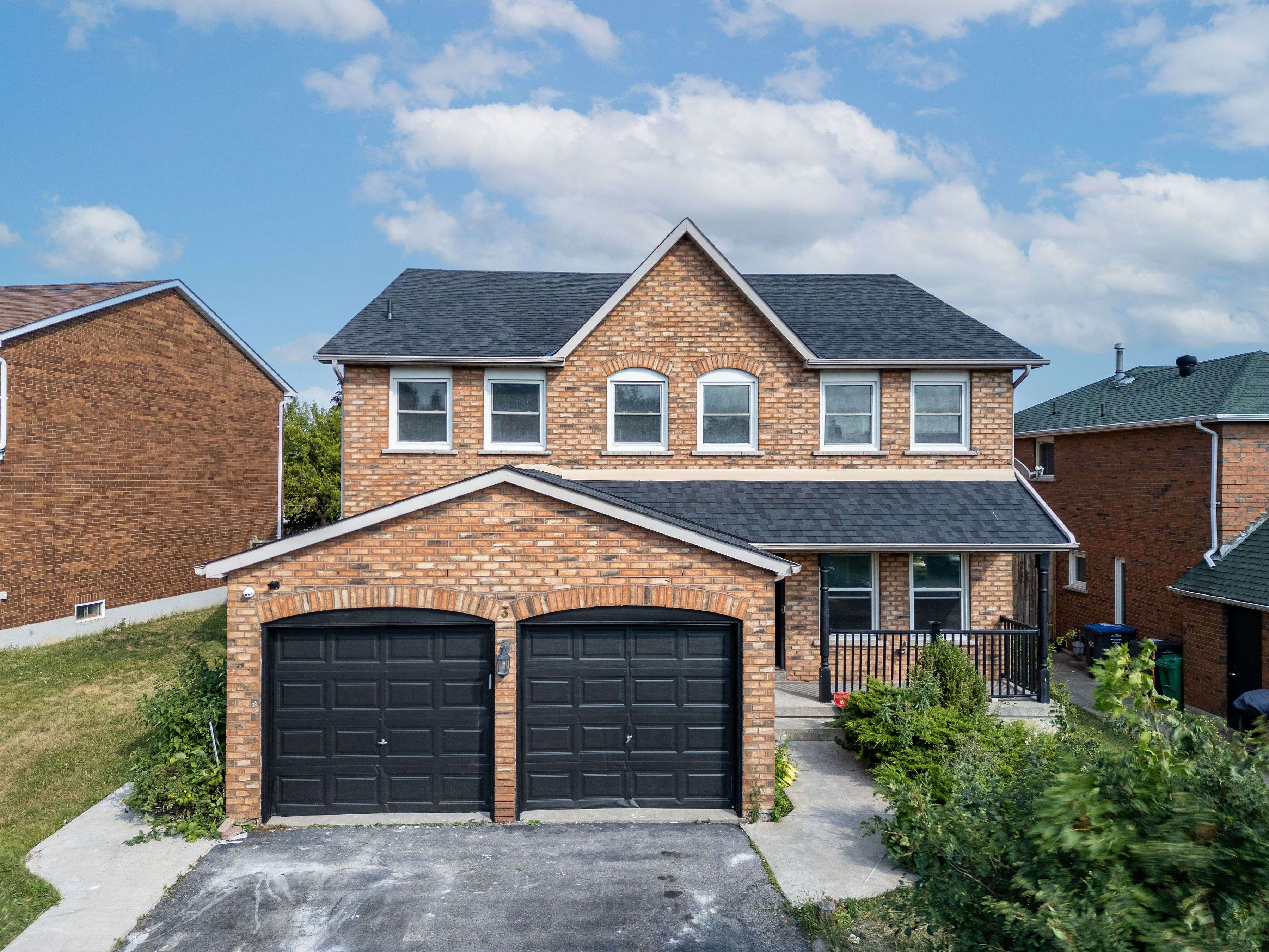 Brampton, ON L6S 5L7,3 Newbury CRES