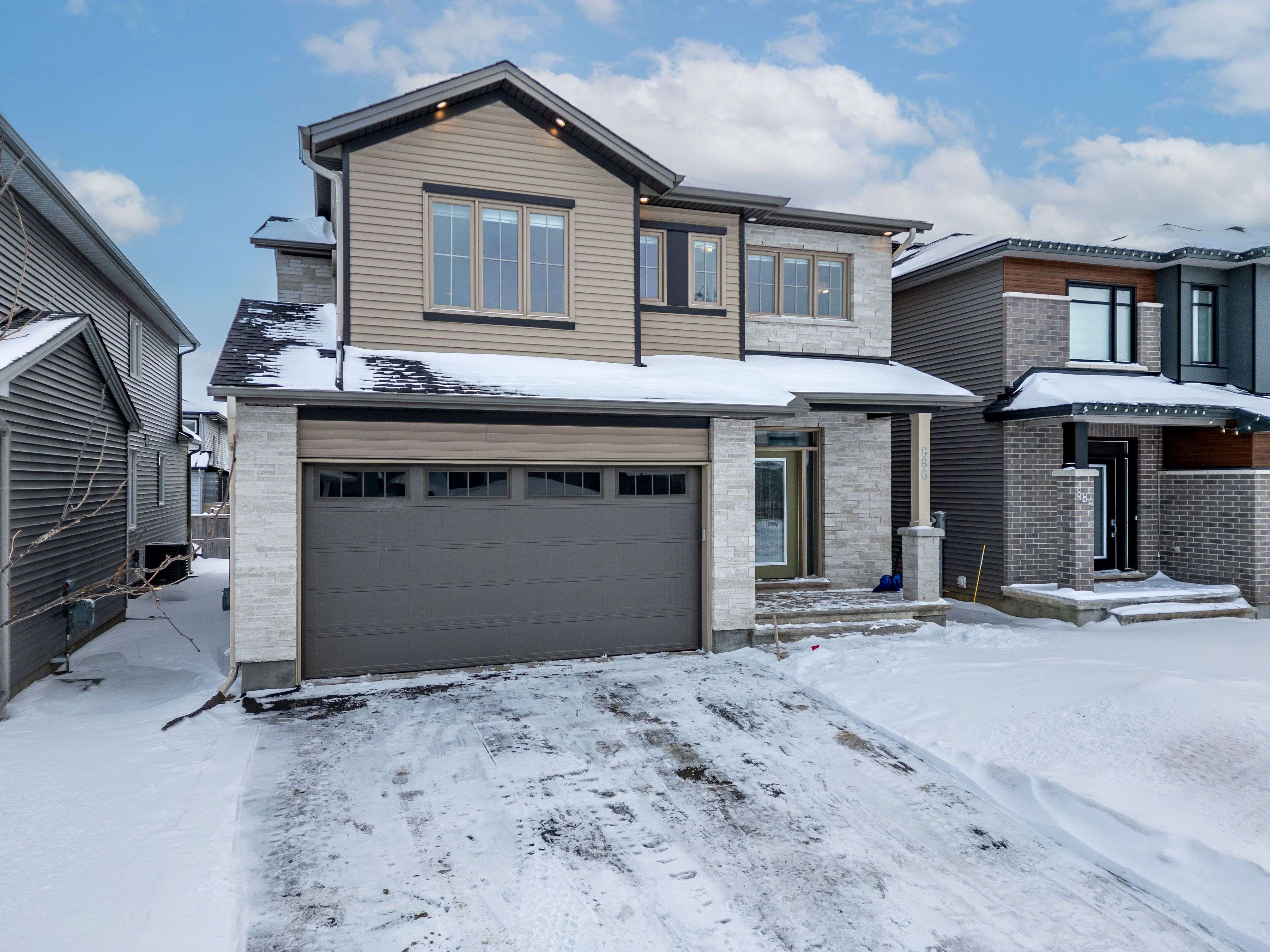 Stittsville - Munster - Richmond, ON K2S 2W8,886 Sendero WAY