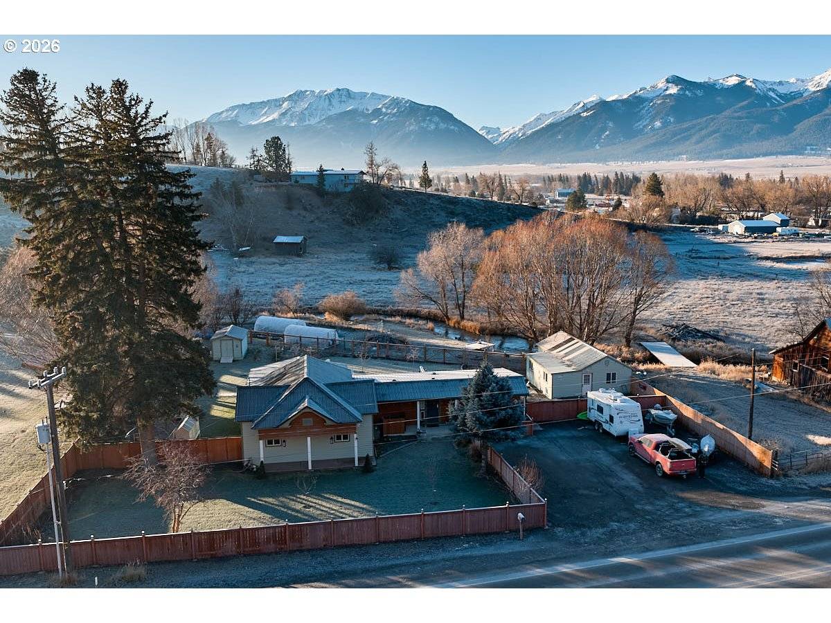 Enterprise, OR 97828,800 E JOSEPH HWY