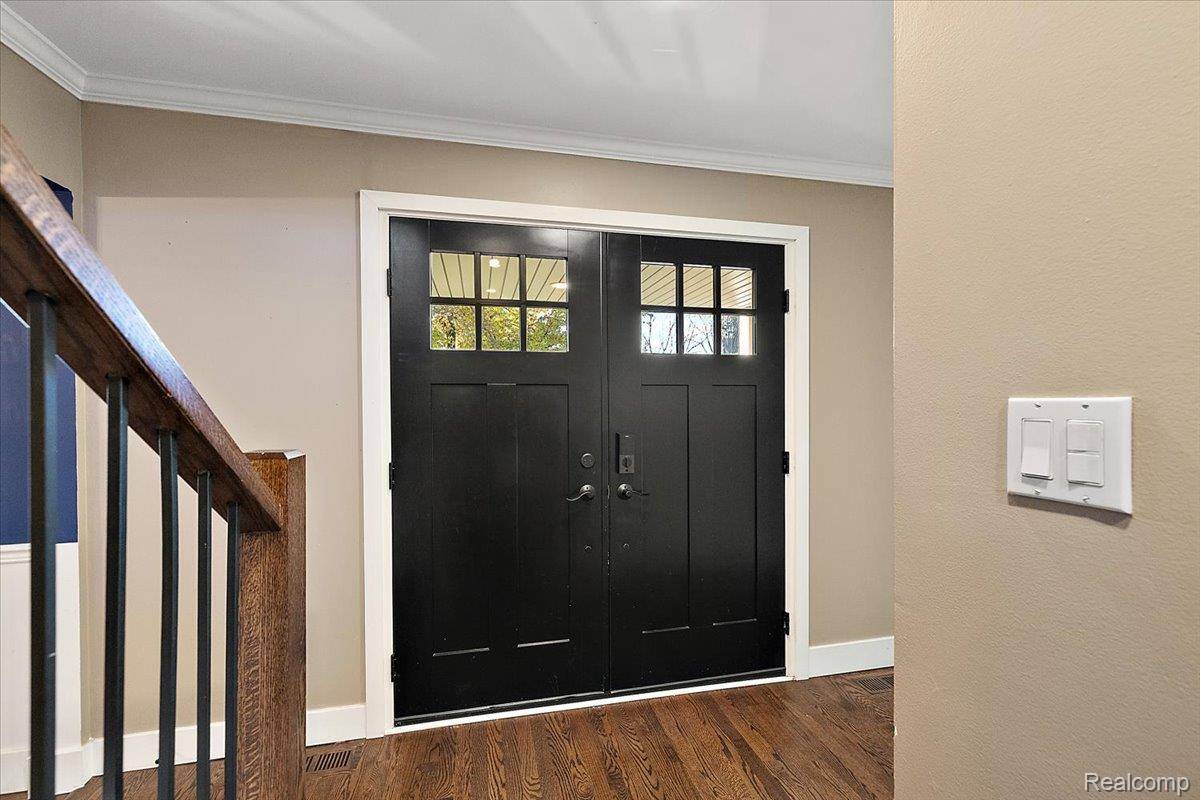 Birmingham, MI 48009,1462 Fairway DR