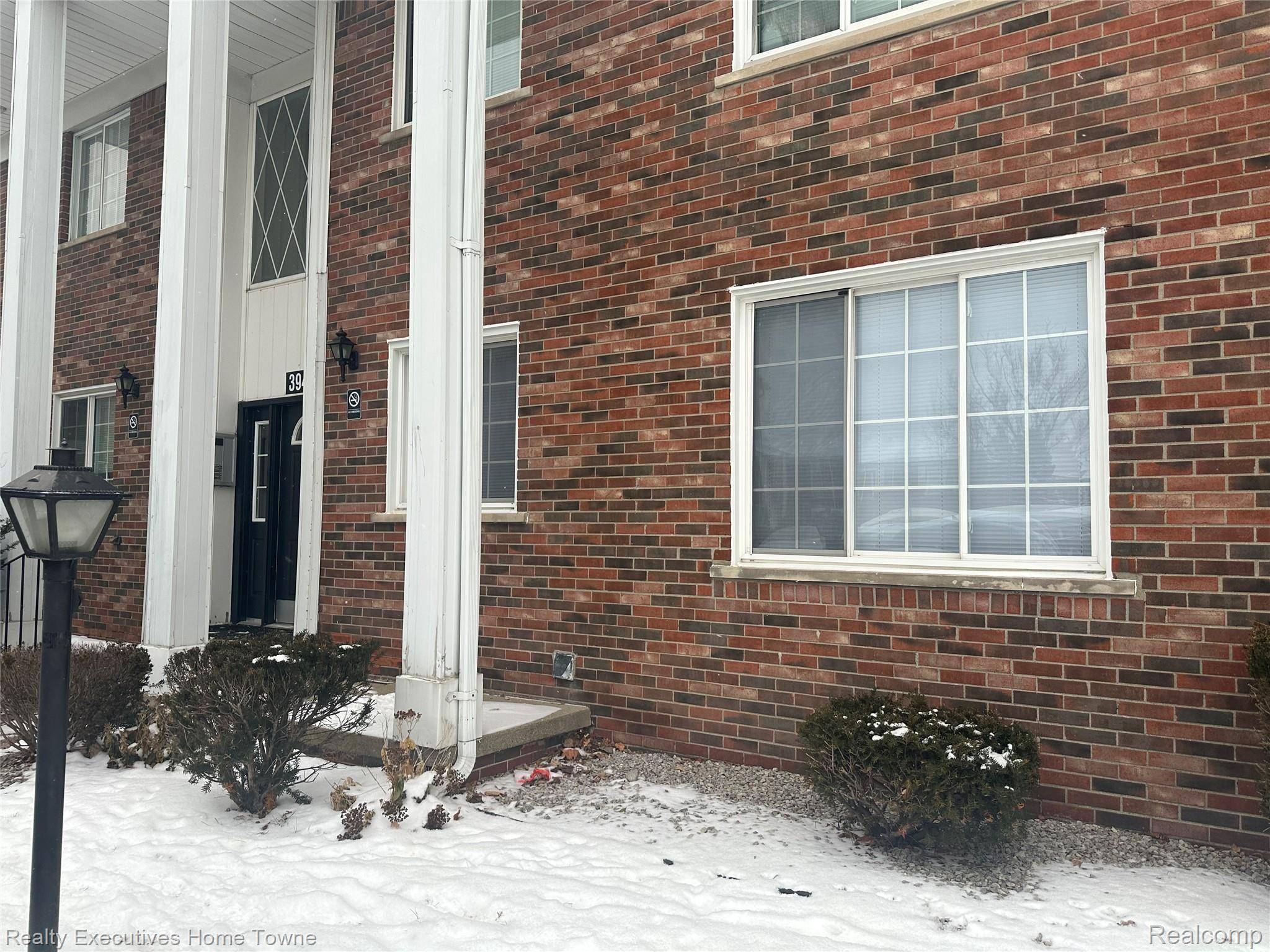 Sterling Heights, MI 48313,39477 Van Dyke AVE