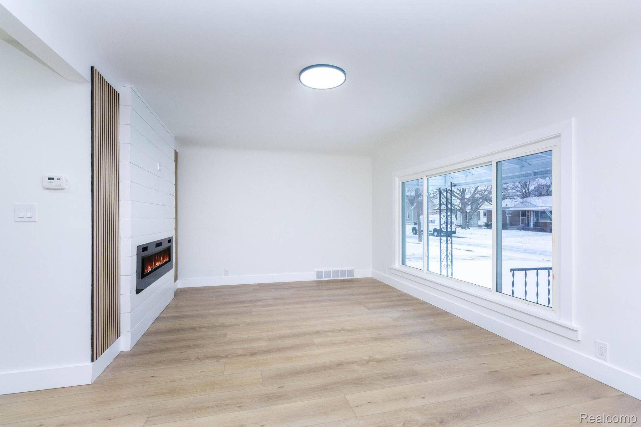 Roseville, MI 48066,25641 Rose ST