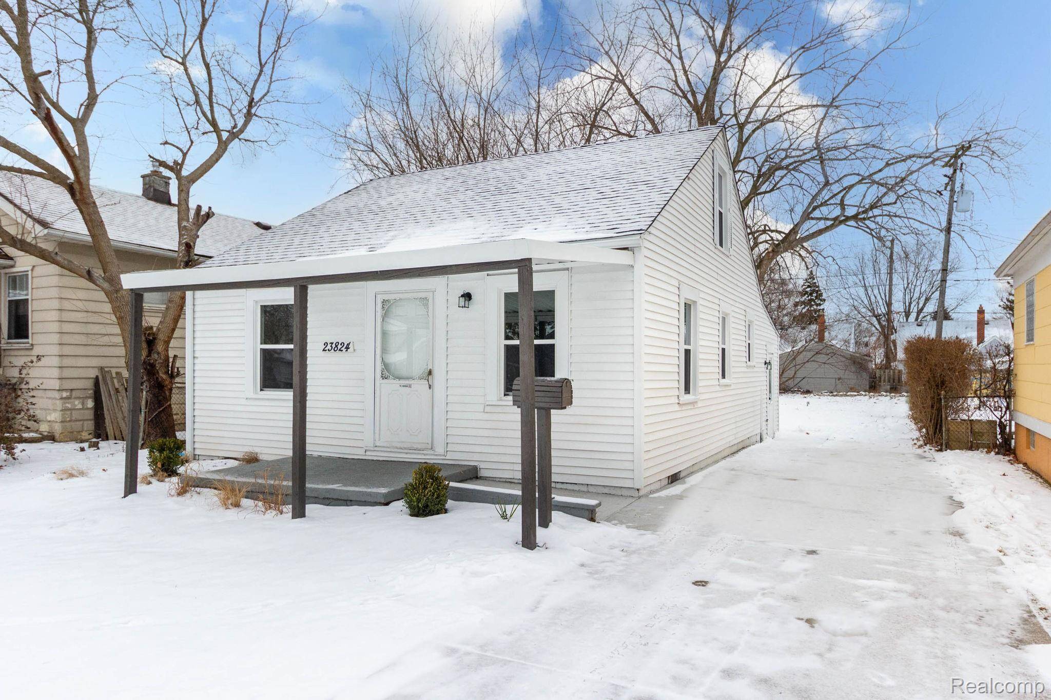 Eastpointe, MI 48021,23824 Tuscany AVE