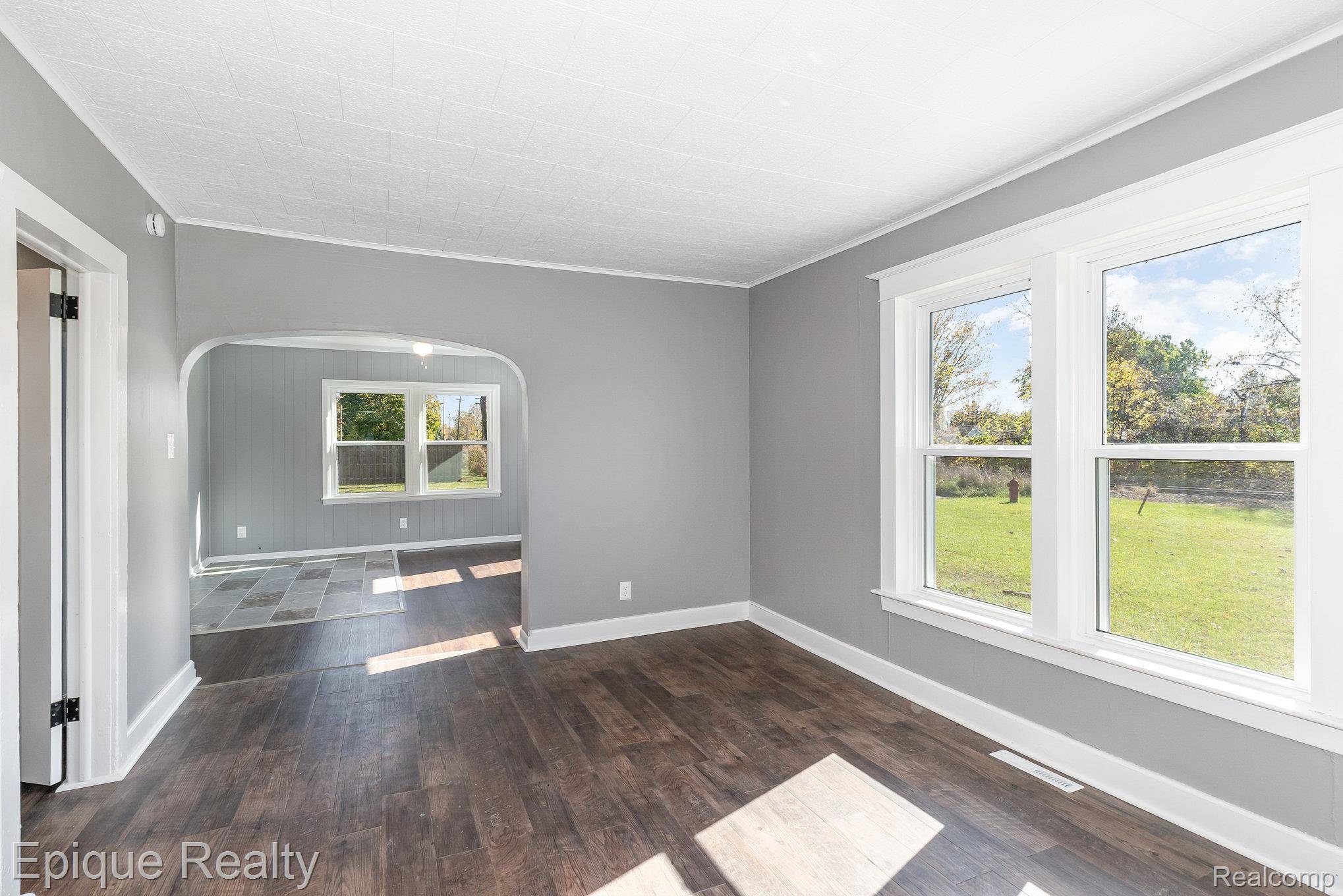 Saginaw, MI 48602,819 Grove ST