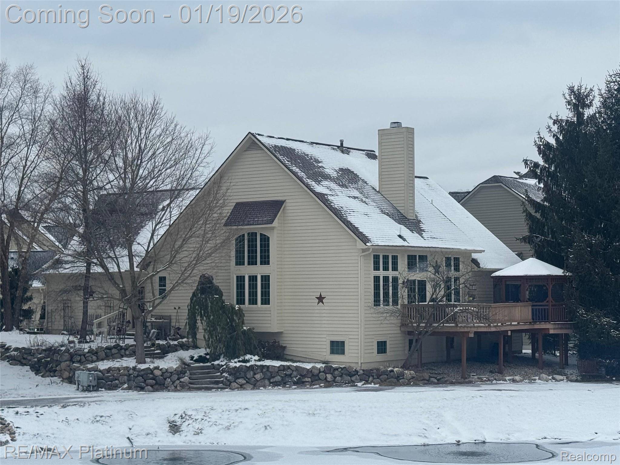 Brighton, MI 48116,5451 Versailles AVE N