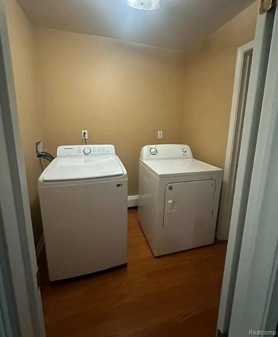 Fenton, MI 48430,403 S Leroy ST #A