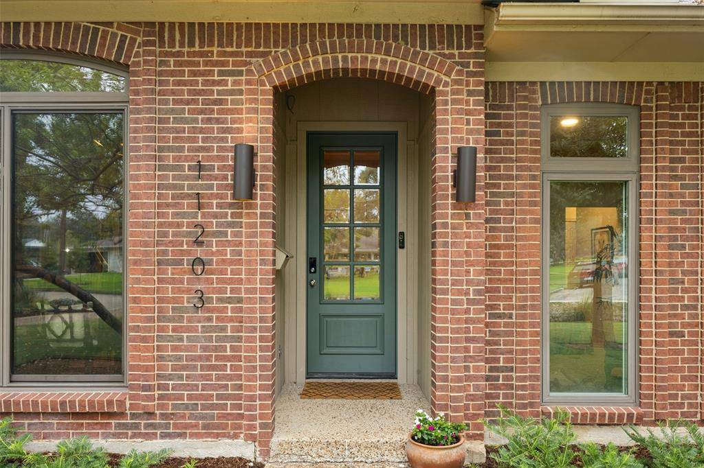 Dallas, TX 75229,11203 Bushire Drive