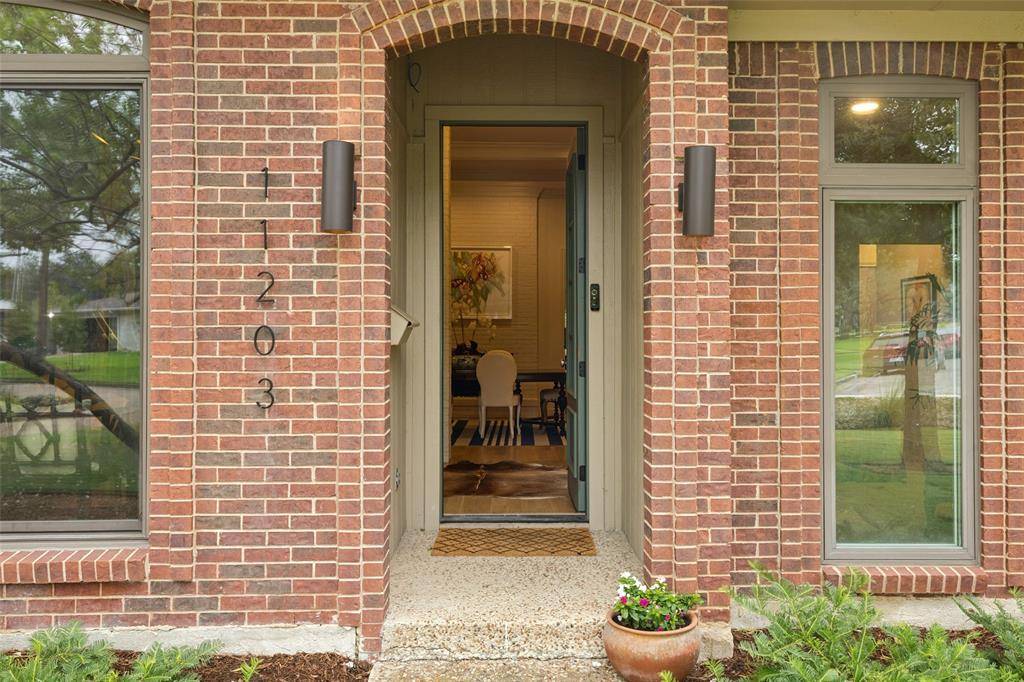 Dallas, TX 75229,11203 Bushire Drive