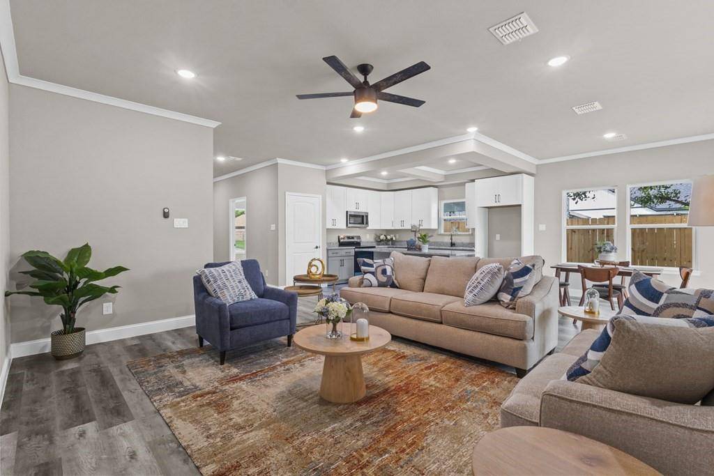 Kaufman, TX 75142,805 Melody Circle