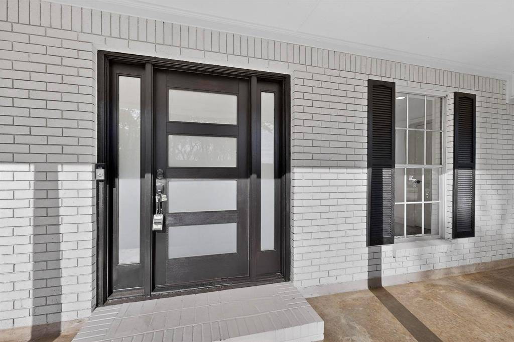 Denton, TX 76209,2203 Foxcroft Circle