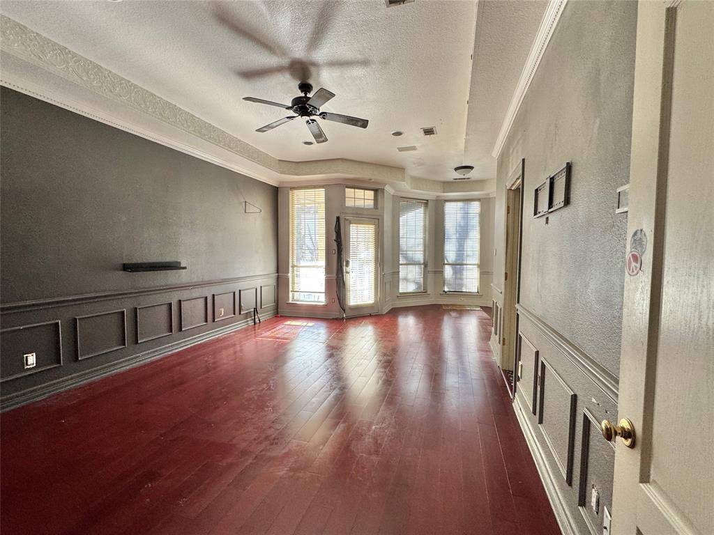 Arlington, TX 76006,2717 Laurel Valley Lane