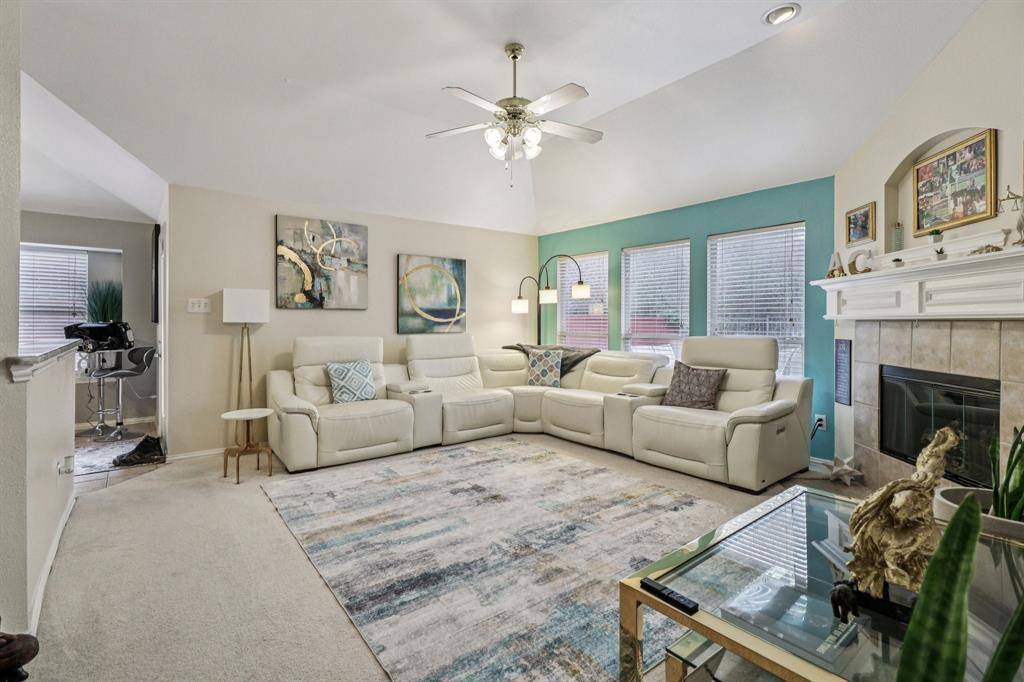 Dallas, TX 75249,7038 Panavision Trail