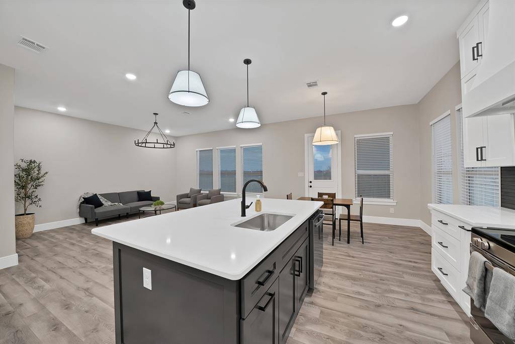 Fort Worth, TX 76106,2922 Pearl Avenue