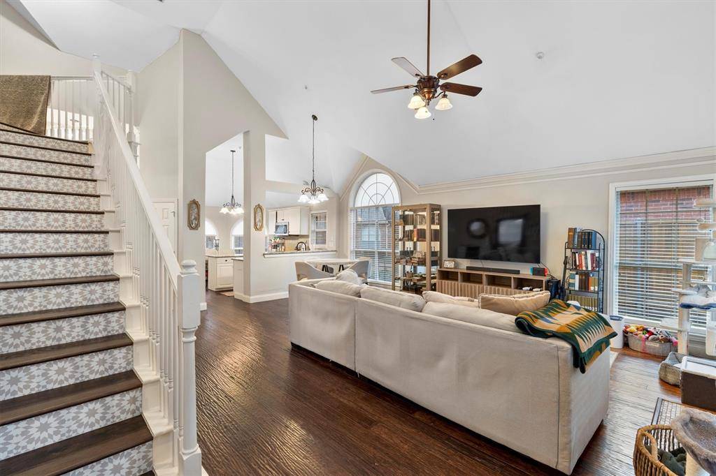 Addison, TX 75001,14584 Evergreen Court