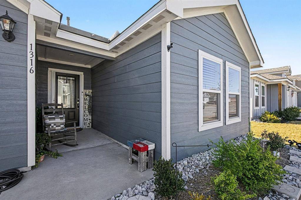 Fort Worth, TX 76140,1316 Redpine Drive