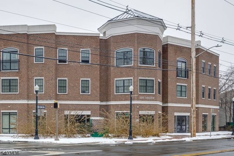 Westfield Town, NJ 07090,501 South Ave #308