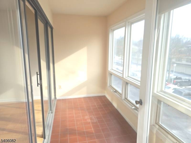 Long Hill Twp., NJ 07933,28 Sunrise Dr