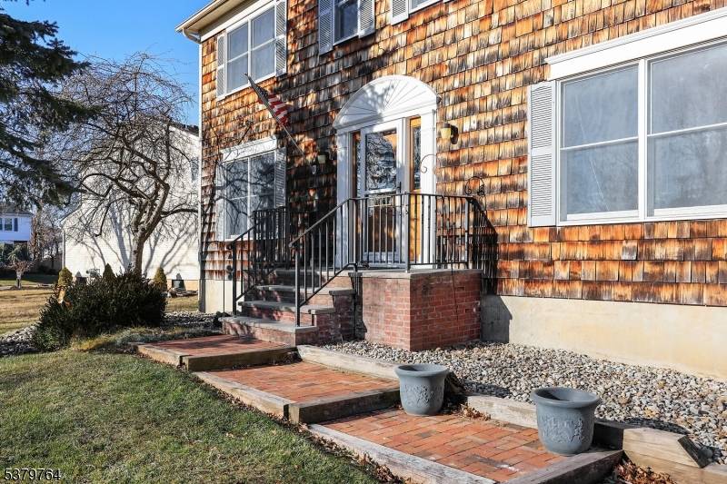 Hillsborough Twp., NJ 08844,99 Beechwood Cir