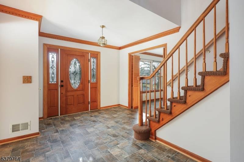 Hillsborough Twp., NJ 08844,99 Beechwood Cir