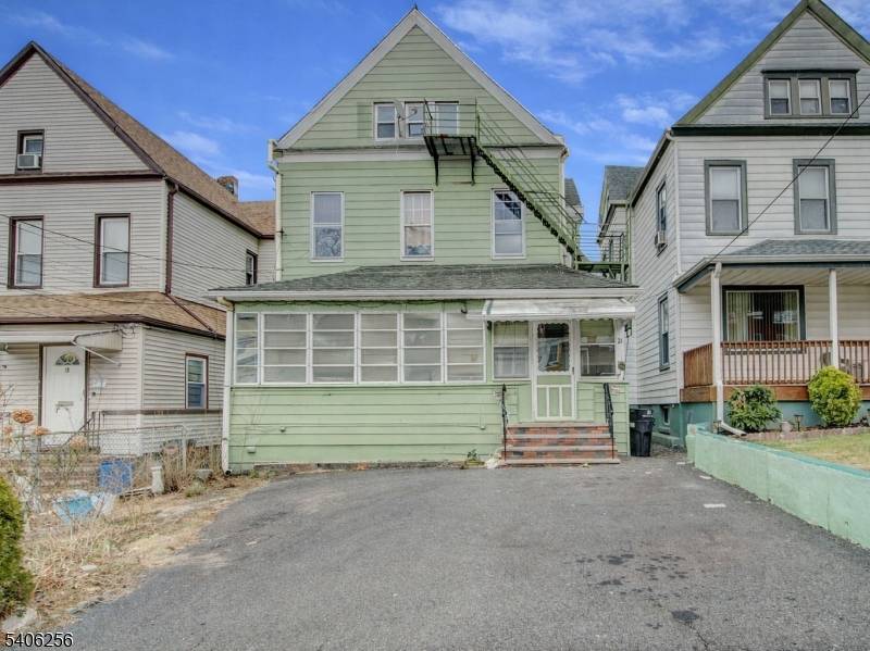 Passaic City, NJ 07055,21 High Street