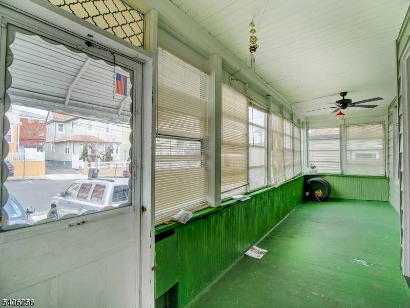 Passaic City, NJ 07055,21 High Street