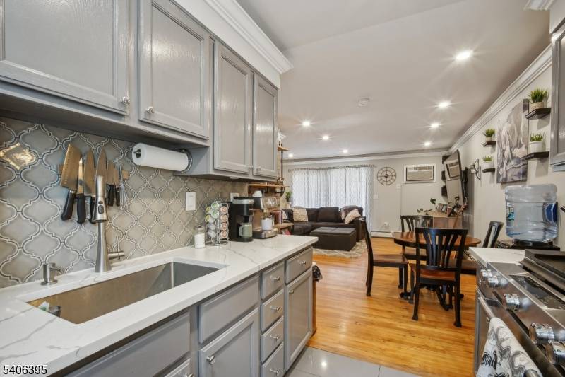 Montclair Twp., NJ 07042,39 Harrison Ave #19