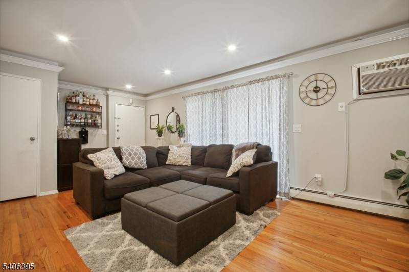 Montclair Twp., NJ 07042,39 Harrison Ave #19