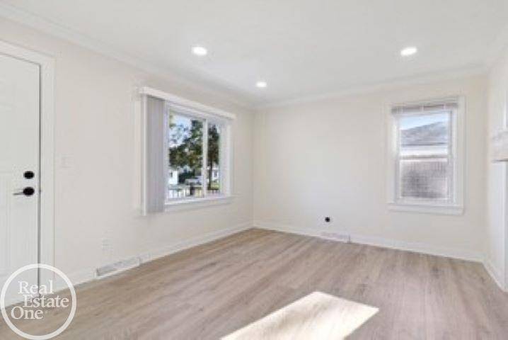 Warren, MI 48089,12426 SIDONIE AVE