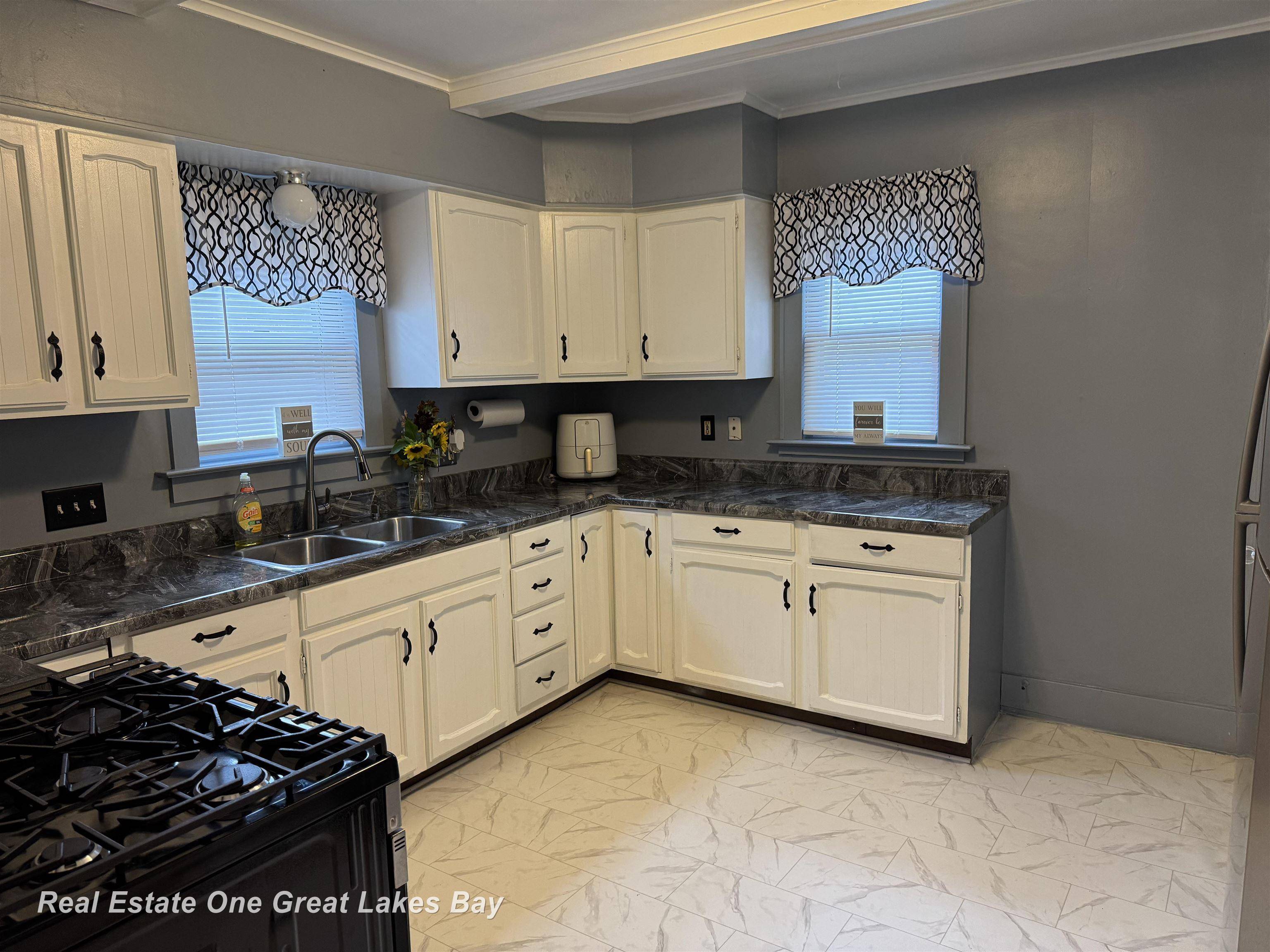 Saginaw, MI 48602,2912 State ST