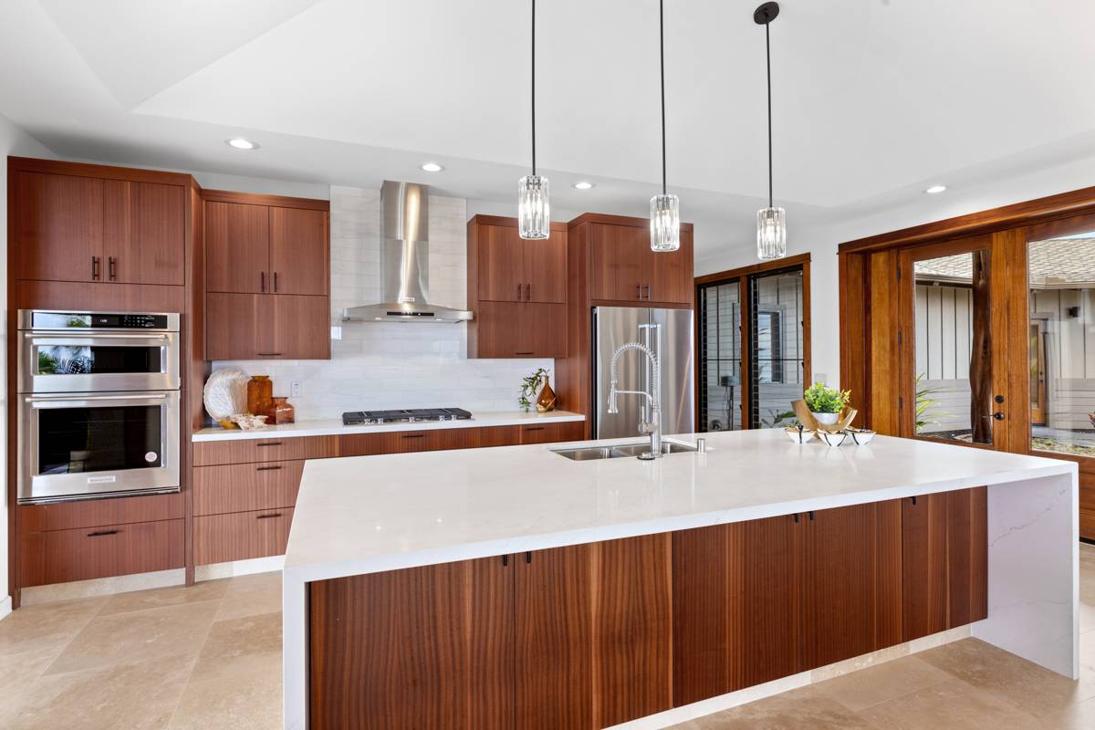 Kailua-kona, HI 96740,76-6321 KILOHANA ST