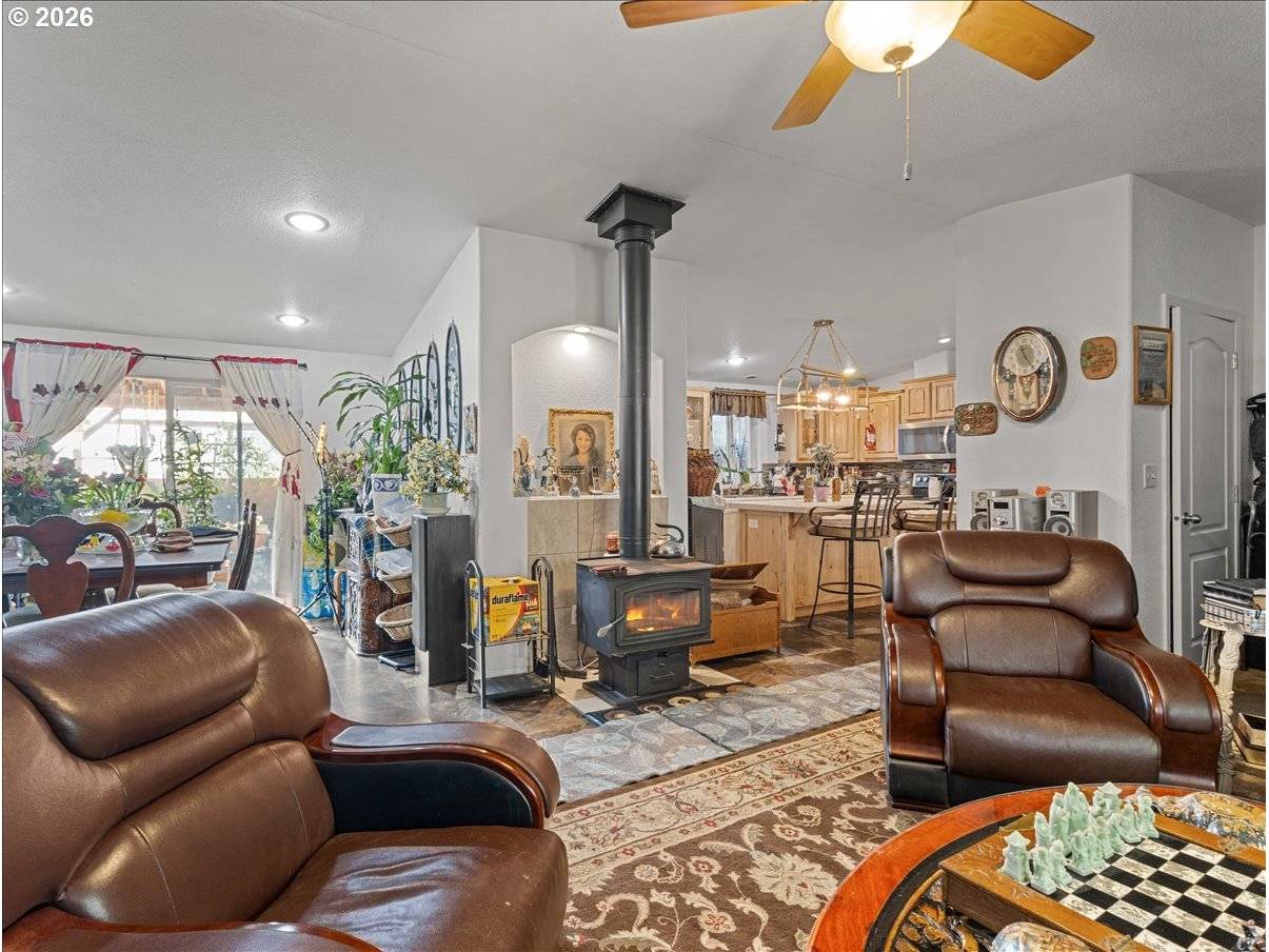 23728 NE DOLE VALLEY RD, Yacolt, WA 98675